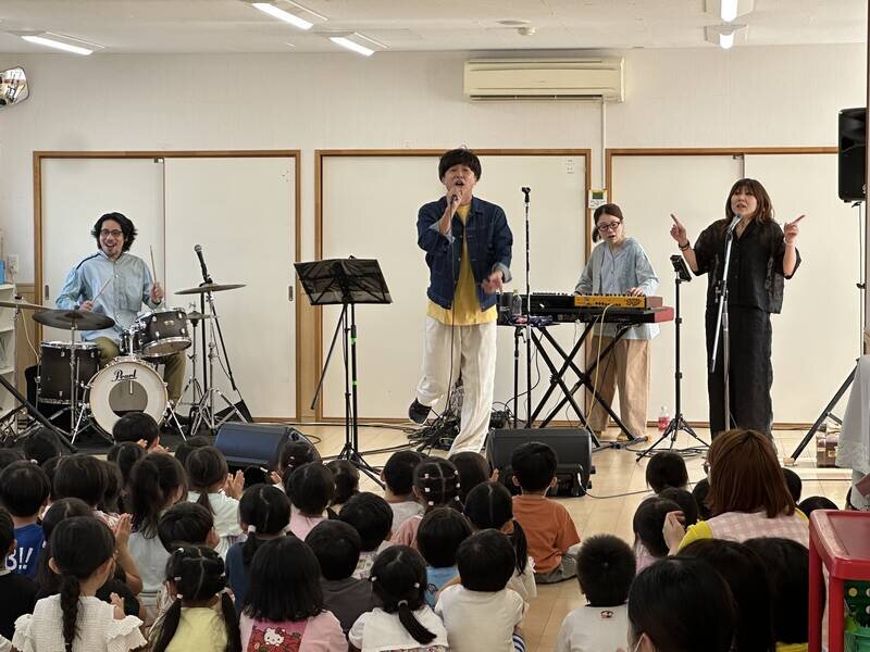 R8音楽鑑賞会開催